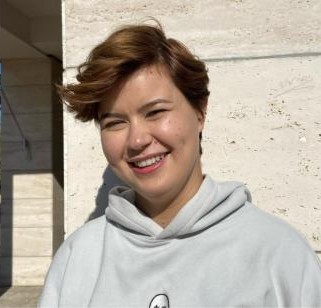 Portrait Elif Önsöz