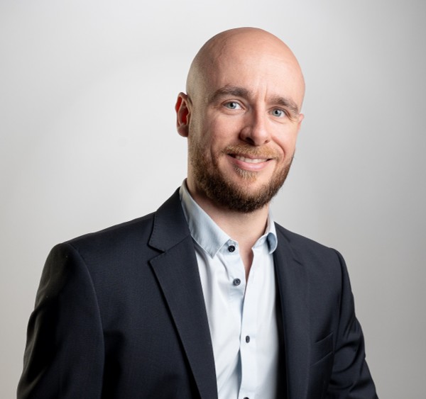 Dr. Cédric Bergerbit