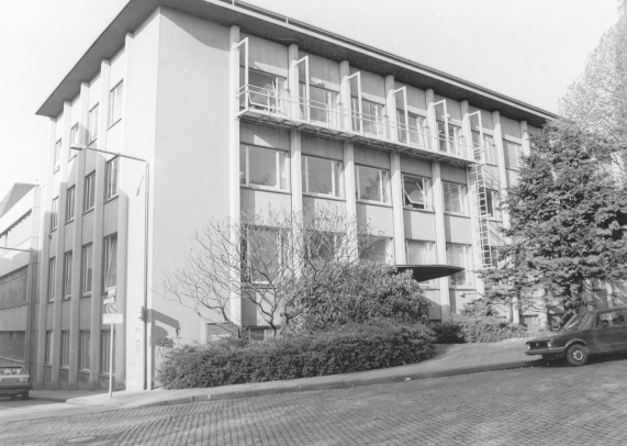 Das Institutsgebäude von 1952